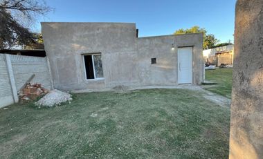 Casa en venta c/ cochera en Saldungaray