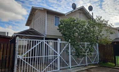 PASAJE LAS HUALTATAS CON CAMINO LAS FLORES