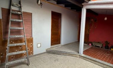 Departamento en alquiler en Isidro Casanova
