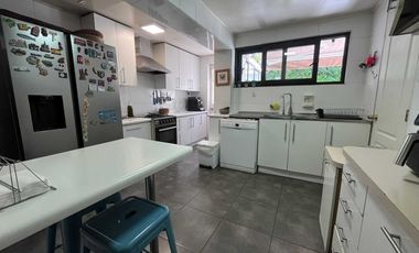 Casa en arriendo en LAS CONDES