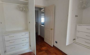 Casa en arriendo en LA REINA