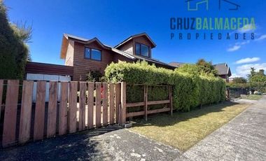 Casa en Venta en Centenario
