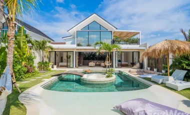 4 Bedroom Villa for sale in Kerobokan, Bali