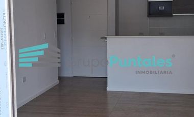 Departamento de 3 ambientes en Canning Center a estrenar con gran balcón