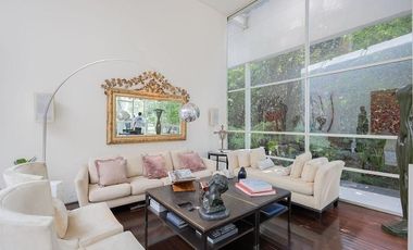 Espectacular residencia en Lomas Altas