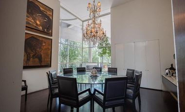 Espectacular residencia en Lomas Altas