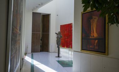 Espectacular residencia en Lomas Altas