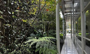 Espectacular residencia en Lomas Altas