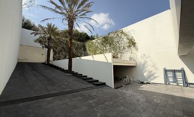 Espectacular residencia en Lomas Altas