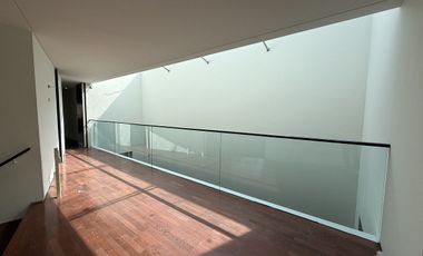 Espectacular residencia en Lomas Altas