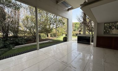Espectacular residencia en Lomas Altas