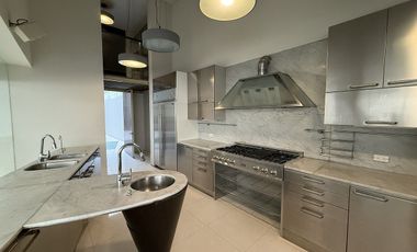 Espectacular residencia en Lomas Altas