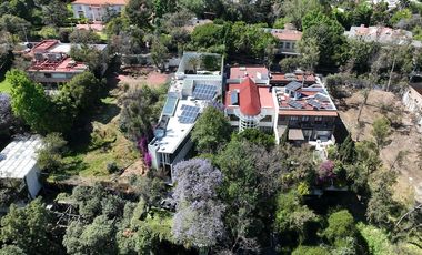 Espectacular residencia en Lomas Altas