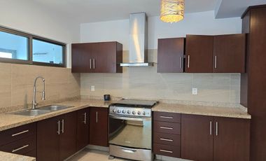 Casa en Venta Lomas de la Rioja / Con amplios espacios