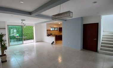 Casa en Venta Lomas de la Rioja / Con amplios espacios