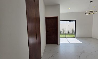 Casa en Venta Punto Lomas / Un piso