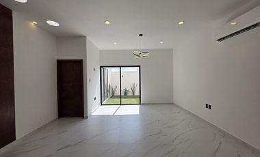 Casa en Venta Punto Lomas / Un piso