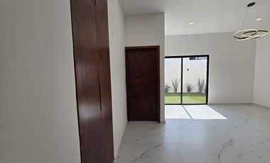 Casa en Venta Punto Lomas / Un piso