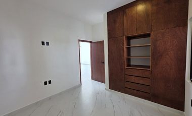 Casa en Venta Punto Lomas / Un piso