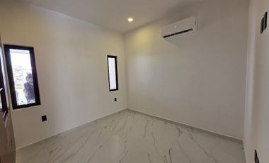 Casa en Venta Punto Lomas / Un piso