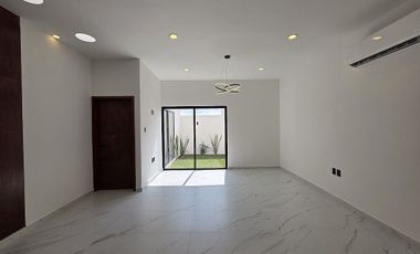 Casa en Venta Punto Lomas / Un piso