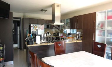Campestre de Celaya: Casa de 4 recamaras en exclusivo fraccionamiento.