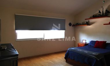 Campestre de Celaya: Casa de 4 recamaras en exclusivo fraccionamiento.