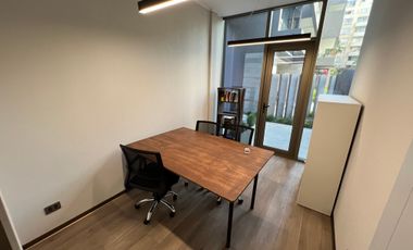 OFICINA EQUIPADA CON TERRAZA EN EL CORAZON DE PROVIDENCIA