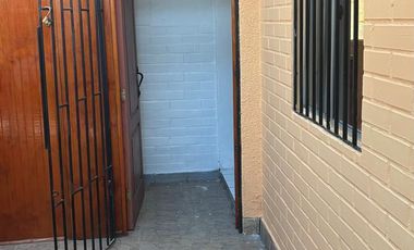 ARRIENDO CASA 2HAB 1BA QUILICURA