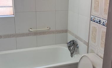 ARRIENDO CASA 2HAB 1BA QUILICURA