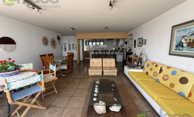 OCASIÓN VENTA CASA EN BALNEARIO DE ANCON  6DORM - PISCINA - TERRAZA - PLAYA HERMOSA