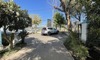 Local Comercial en Venta en Entre Francisco Bilbao y Carlos Alvarado