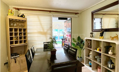 VENTA EN AV EL PERAL Y LAS PERDICES