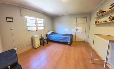 Casa en venta c/ estacionamiento en La Florida Alto