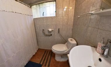 Casa en venta c/ estacionamiento en La Florida Alto