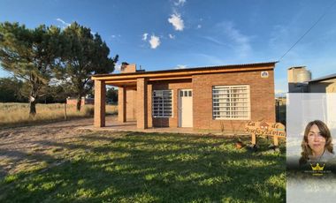 Casa en venta c/ cochera en Balneario Pehuen Co