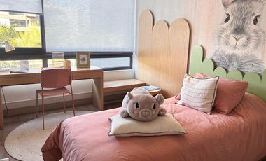 ¡Lujo Urbano en el Corazón de Santiago!