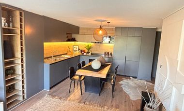 ¡Lujo Urbano en el Corazón de Santiago!