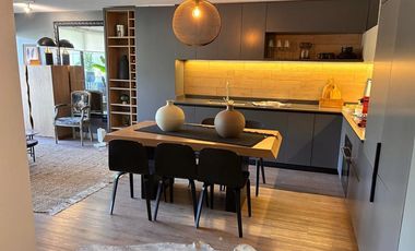 ¡Lujo Urbano en el Corazón de Santiago!