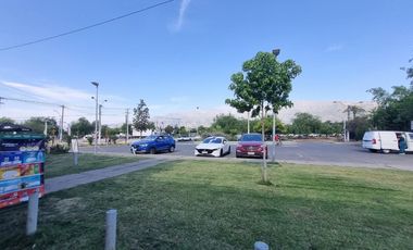 ¡Local comercial en La Florida listo para ti!