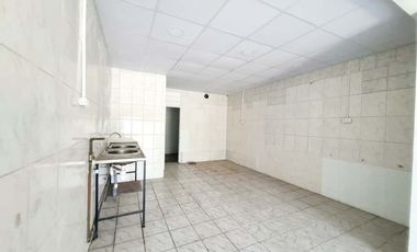 ¡Local comercial en La Florida listo para ti!
