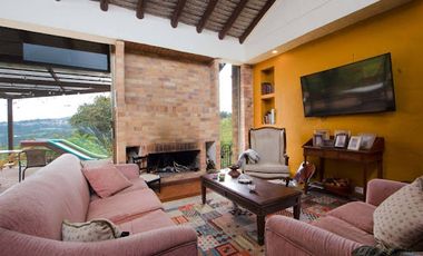 VENTA de CASAS en LA CALERA
