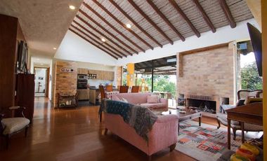 VENTA de CASAS en LA CALERA