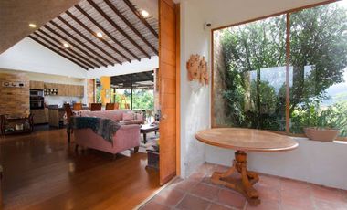 VENTA de CASAS en LA CALERA