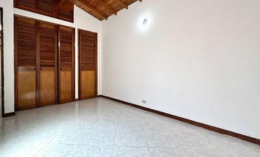ARRIENDO de CASAS en ENVIGADO