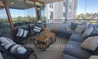 Exclusivo y amplio departamento en Hacienda Esmeralda
