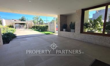 Exclusivo y amplio departamento en Hacienda Esmeralda