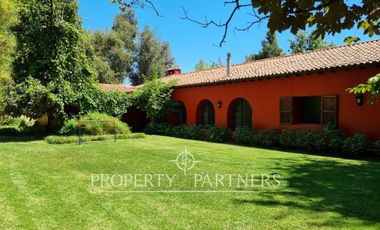 Preciosa casa estilo patronal con excelente ubicación (Disponible desde 1 de Mayo 2026)