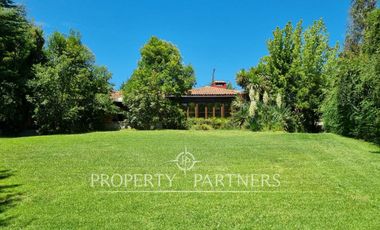 Preciosa casa estilo patronal con excelente ubicación (Disponible desde 1 de Mayo 2026)