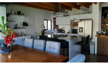 Casa en renta en Santa María Pipioltepec Valle de Bravo